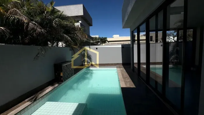 SOBRADO SEMI MOBILIADO PORTAL DO SOL GREEN