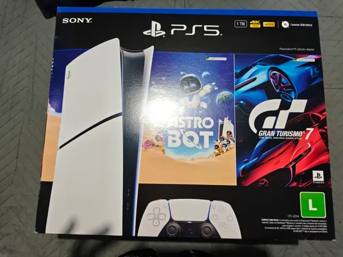 Vendo PS5 na caixa, somente quem puder retirar em mãos.
