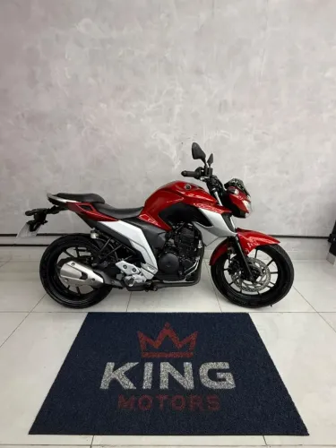 FZ25