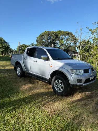 Mitsubishi L200 Triton HPE 3.2 CD TB Int.diesel AUT 2013