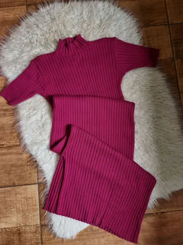 Vestido Canelado Midi