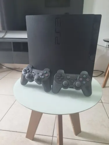 PLAYSTATION 3 SLIM