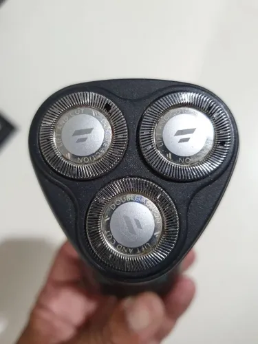 Barbeador Elétrico Phillishave