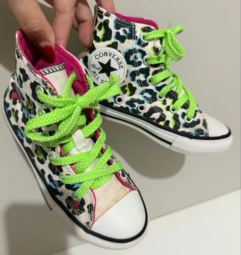 Tênis All star tamanho 27 