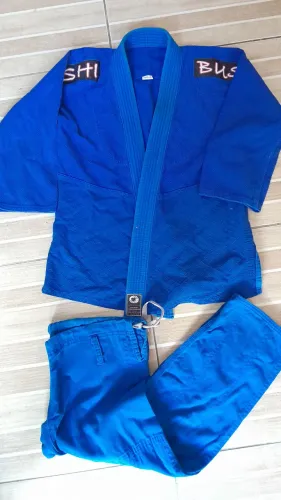 kimono trancado azul
