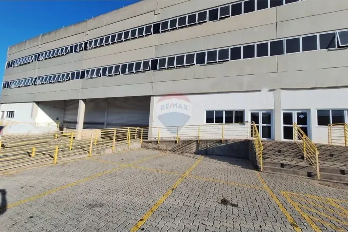 Galpão em condomínio para alugar, 2000m² por R$ 35.000,00/mês - Bairros Pires - Atibaia/SP
