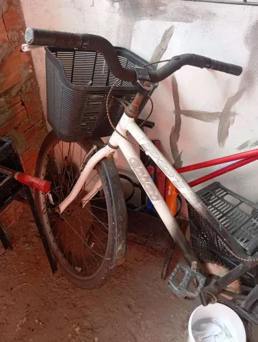  bicicleta para mulher, com cadeirinha para carregar criança
