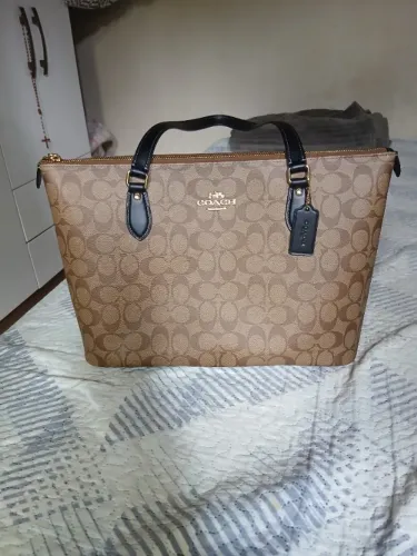 Vende-se Bolsa