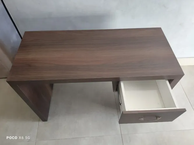 Vendo mesa planejada: comprimento 110,0 x largura 48,0 x altura 77,0
