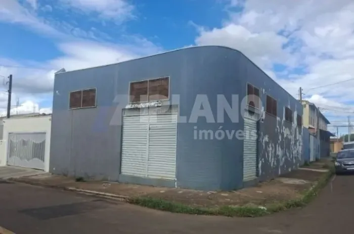 Locação de Comercial / Barracão/Galpão na cidade de São Carlos