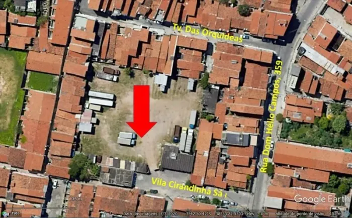 Terreno a venda no Carlito Pamplona, próximo a Rua Dom Hélio