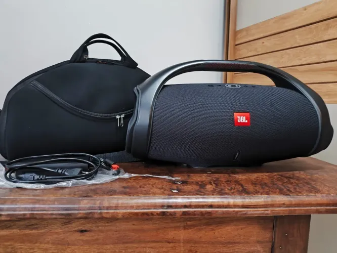 JBL Boombox 2 excelente estado