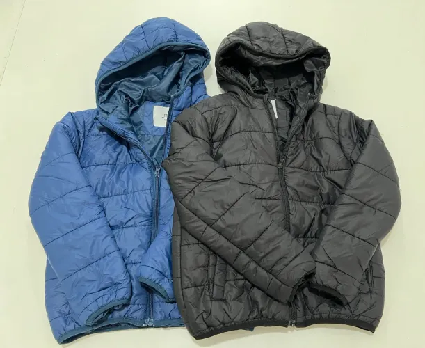 Jaqueta  puffer infantil tamanho10 (2 jaquetas por R$80)