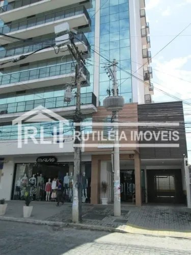 Rutileia Imóveis aluga excelente sala comercial no Edificio Office Tower, Centro, Itaboraí