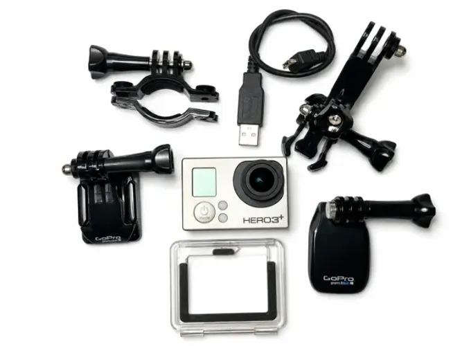 GoPro Hero 3+ - Excelente Estado + Cartão de 32GB + 2 Baterias