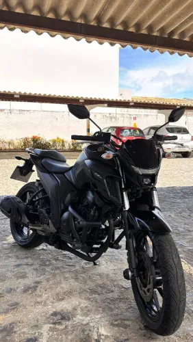Vendo moto Fazer 250, ano 2023.