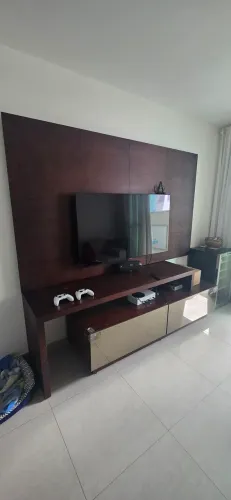 Painel com rack (líder)