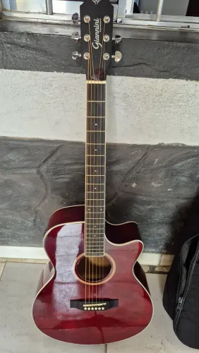Violão geannine