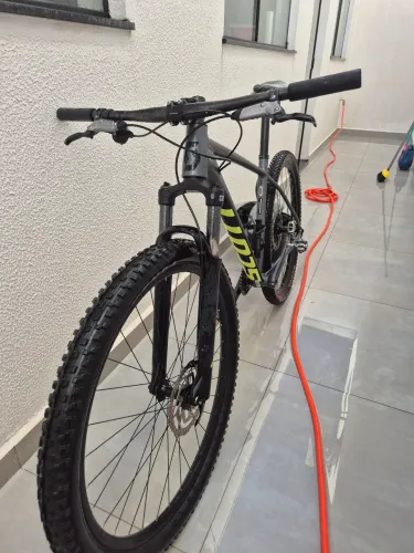 Bicicleta Scott Scale 980 / 989 - Aro 29