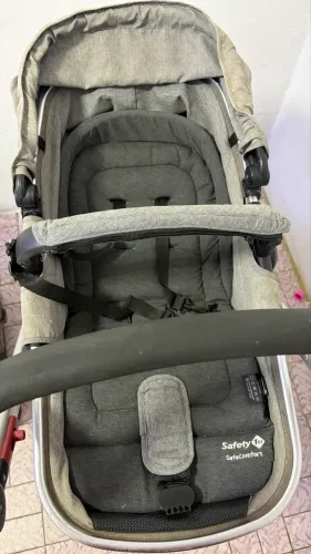 Carrinho de Bebê Moby Safety