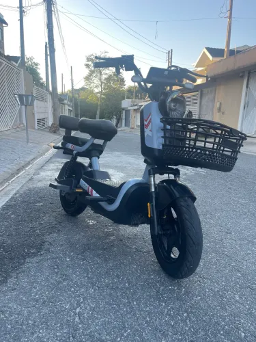 Vendo bicicleta elétrica