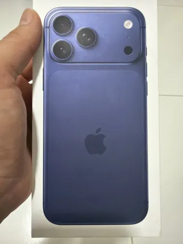 iPhone 17 Pro Max Deep Blue 256GB