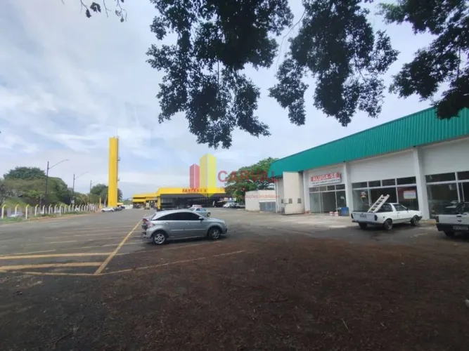 Pavilhão para alugar, 90 m² por R$ 5.000,00/mês - Centro - Amparo/SP
