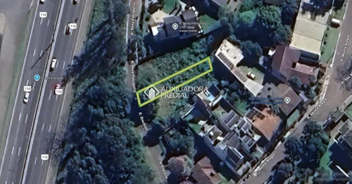 Terreno acima do nível da rua no Bairro Ideal em Novo Hamburgo