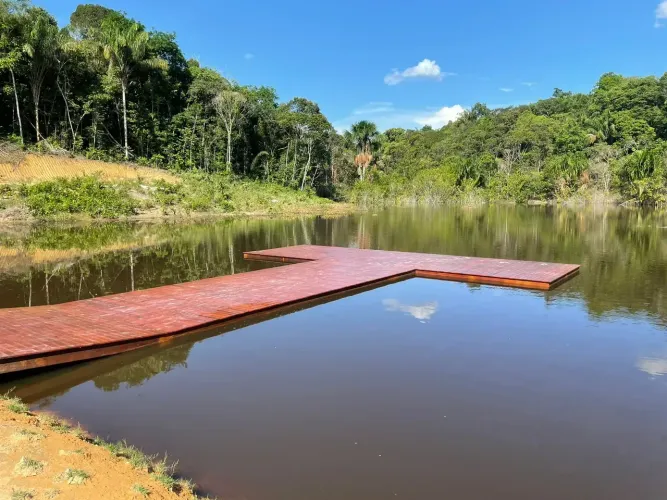 Lote 20x30 no Chácara Maiapolis, Rod Manoel Urbano km 12 cond com área de lazer completo e