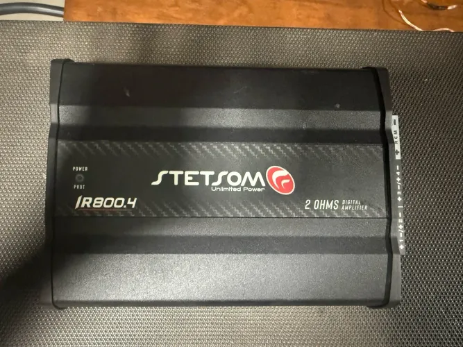 Módulo Stetsom IR 800.4 800W RMS 4 Canais 2 Ohms