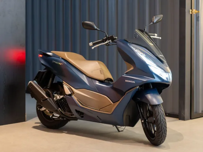 HONDA PCX 160 DLX 2024