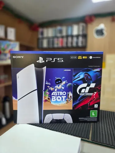 PLAYSTATION 5 SLIM DIGITAL 825GB + 2 JOGOS