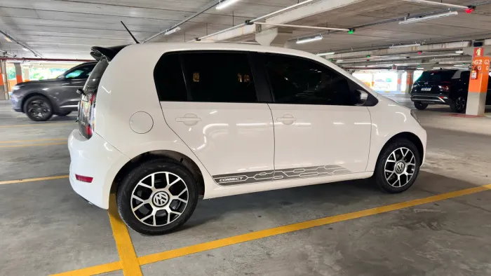 Volkswagen Up! Connect 1.0 TSI Total Flex 12V 5P 2020