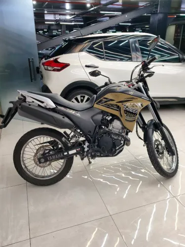 Vendo Yamaha XTZ Lander 250