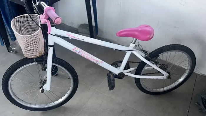 Bicicleta aro 20 menina