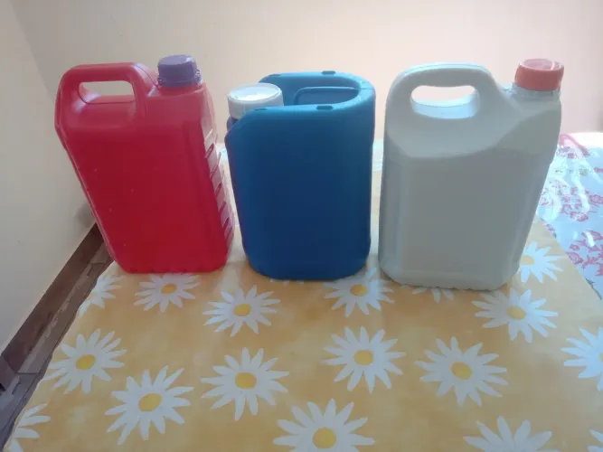 500 Galões 5 L Cores Sortidas - Reuso - Em 3 X Sem Juros pela OLX Pay