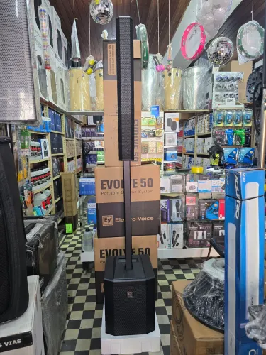  CAIXA ATIVA EVOLVE 50 ELETRO VOICE 