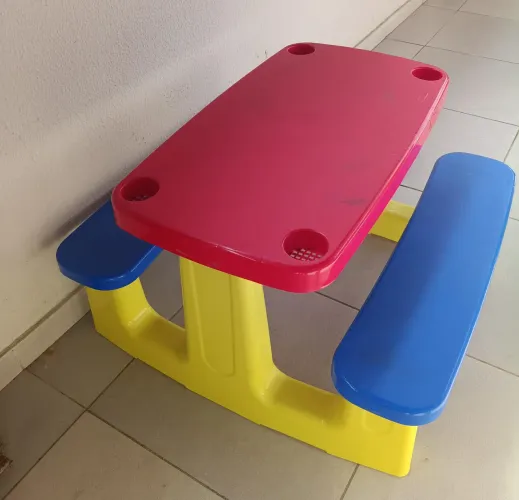 Mesa infantil (piquenique)