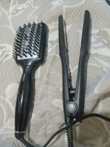 Escova alisadora e chapinha 