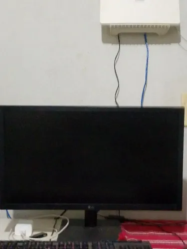 Troco LG Flatron 23,5' 75 hz 1080p