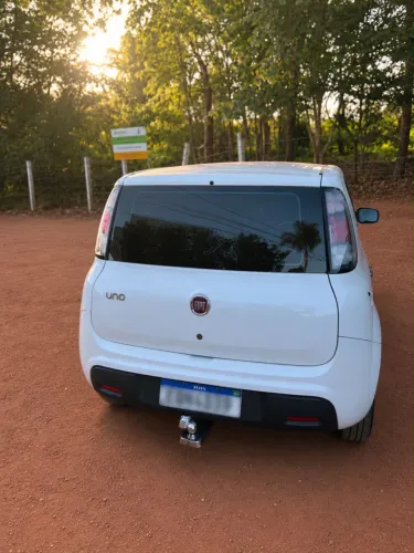 Fiat Uno Attractive 1.0 EVO Fire Flex 8V 5P 2020