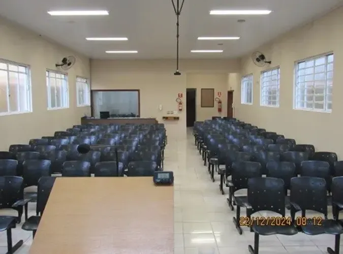 Ponto Comercial para Venda em Embu-Guaçu, Jardim Brasil, 1 dormitório, 2 banheiros