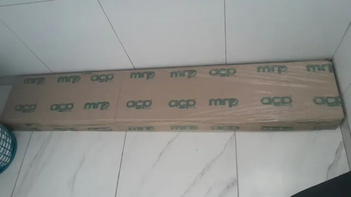 Armário Multioso branco NOVO, MDF, Entre 1,80 a um 1,90 de altura 