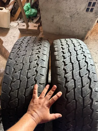 Pneu 255/70r17 em estado de novo, 2 unidades 
