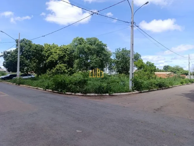 Vendo Excelente localização 09 terrenos á 05 minutos centro de Várzea Grande-MT Bairro Pir