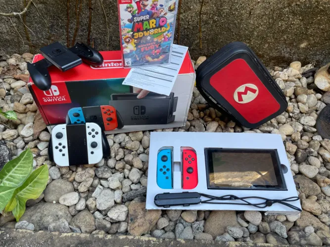NINTENDO SWITCH (ÚNICO DONO) SEM DETALHES