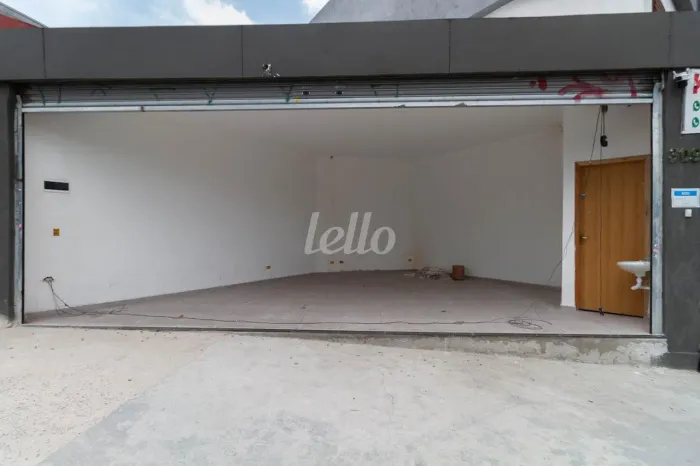 Comercial para alugar no(a) Vila Romana