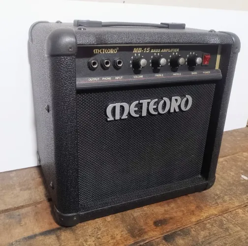 Amplificador cubo meteoro mb15 contrabaixo 15w