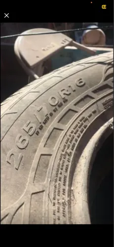 265/65R17 4 unidades 265/70R16 2 unidades 300 cada um Meia vida! Zap 85- *