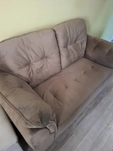 Sofá 2 lugares impermeabilizado ótimo estado